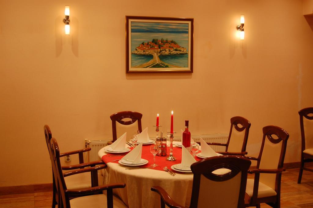 Hotel Montenegro Struga Exterior photo